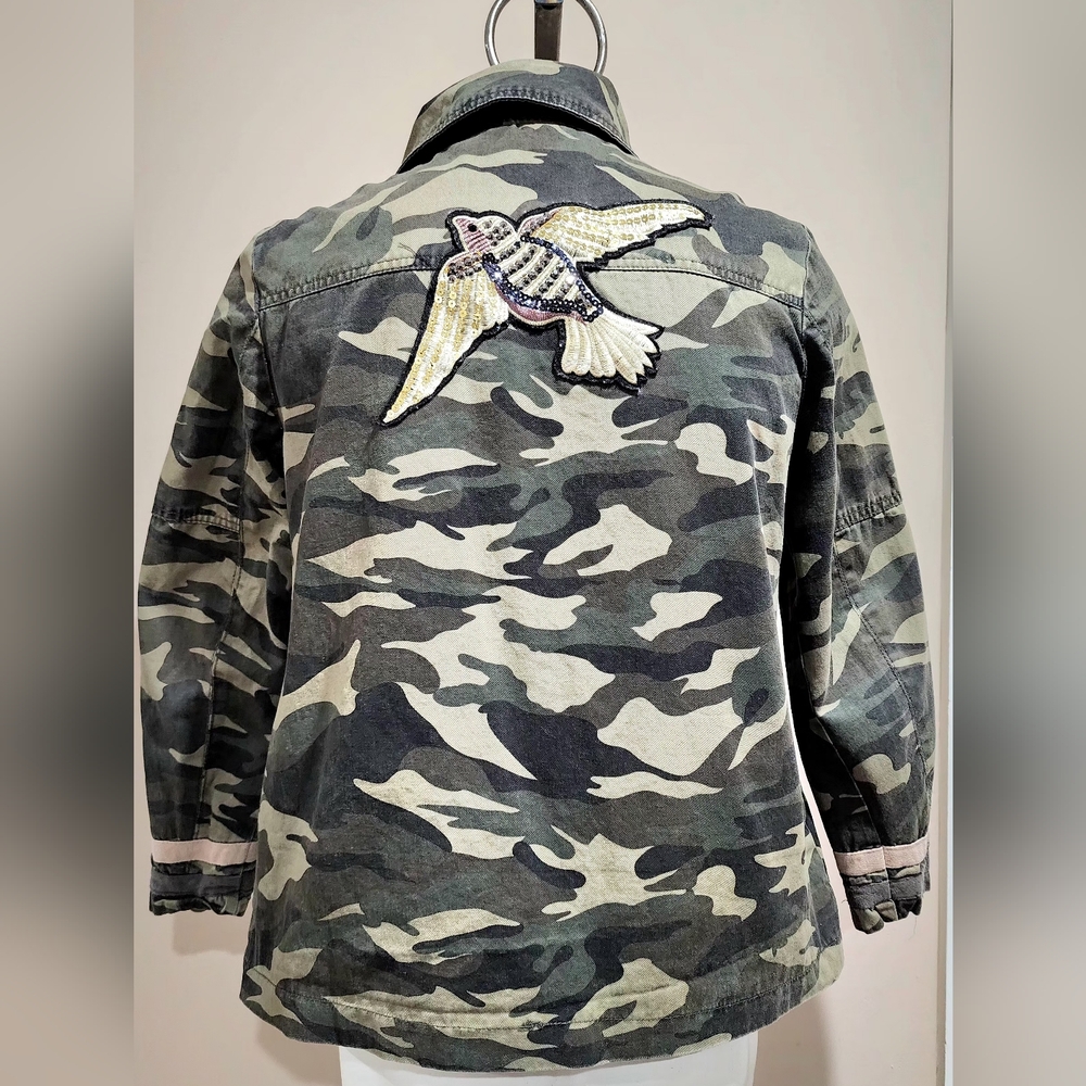Me Jane Embellished Camo Jacket With Sequined Bird Applique Size Medium